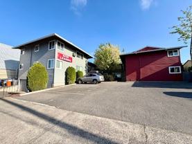 9027 Se Stark St - Photo 1 of 1