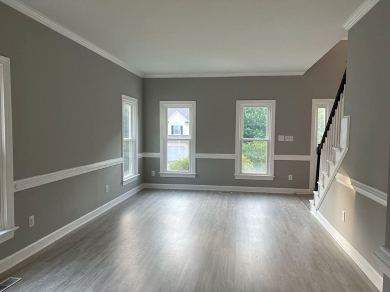 5717 Raddington St - Photo 5 of 45
