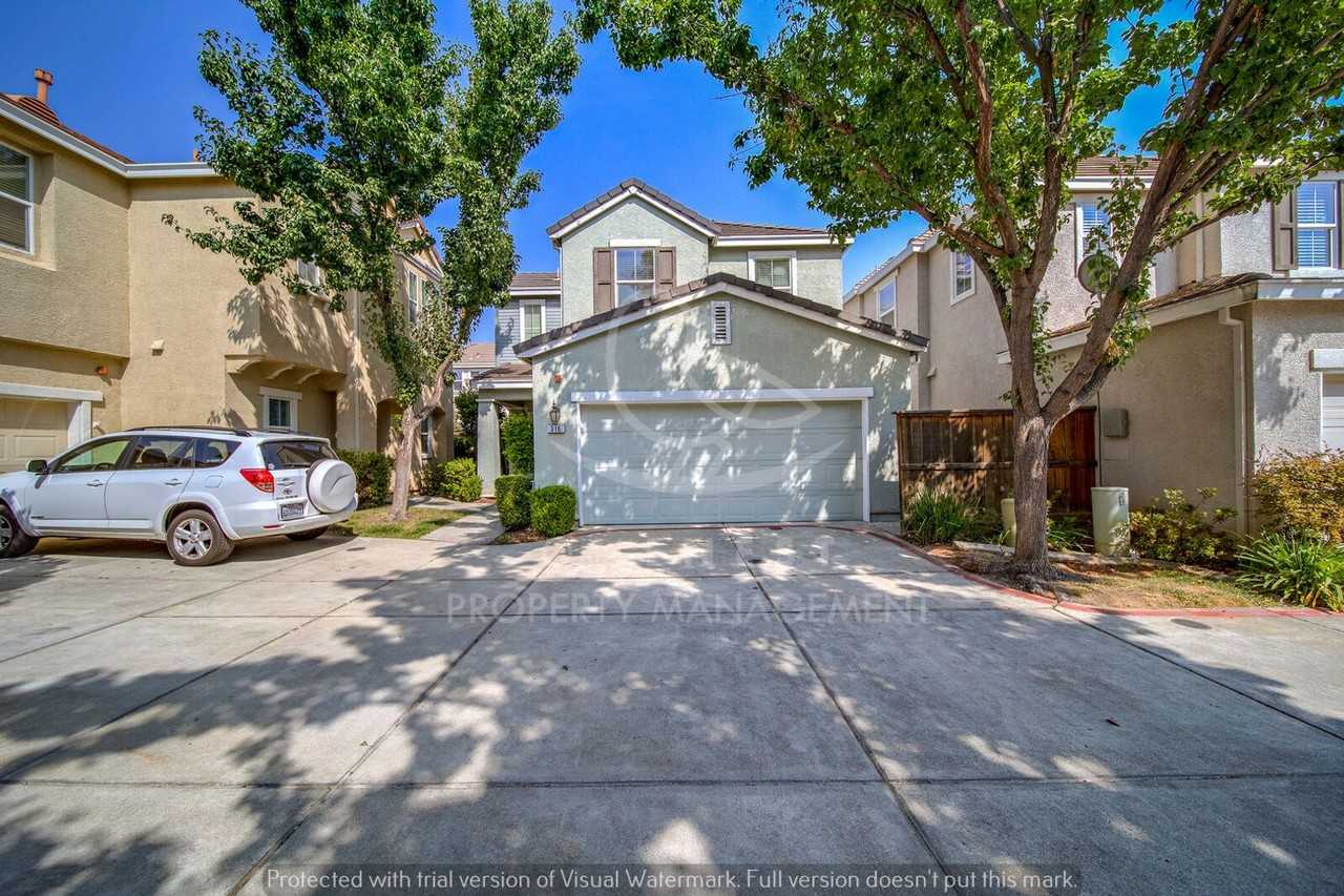 316 Phoenix Cir - Photo 2 of 24
