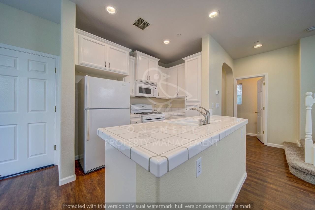 316 Phoenix Cir - Photo 6 of 24