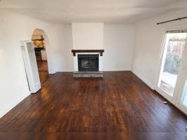 featured image of 1506 W Alameda St