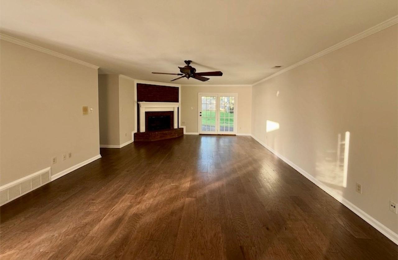 8859 Chimneyrock Blvd - Photo 5 of 23