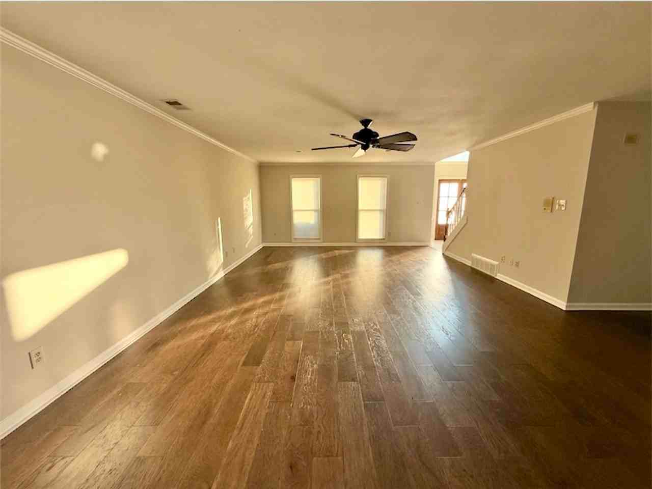 8859 Chimneyrock Blvd - Photo 7 of 23