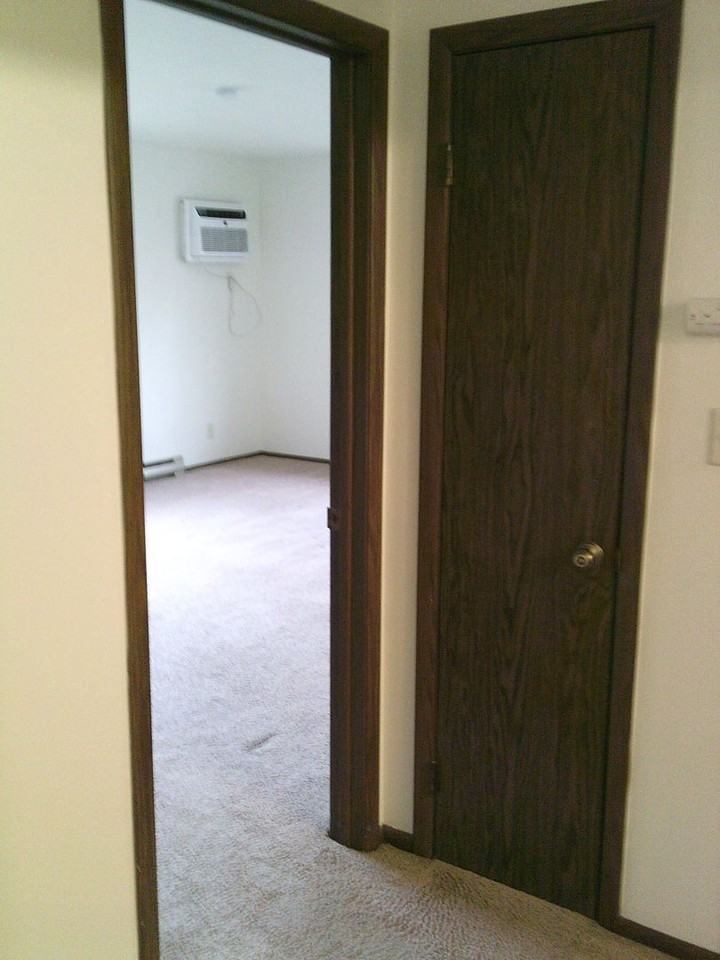 N18W5391 Pierce Ct - Photo 6 of 13