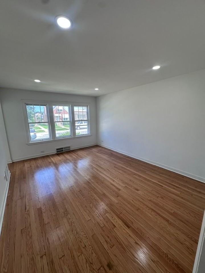 62 McVicker - Photo 6 of 22