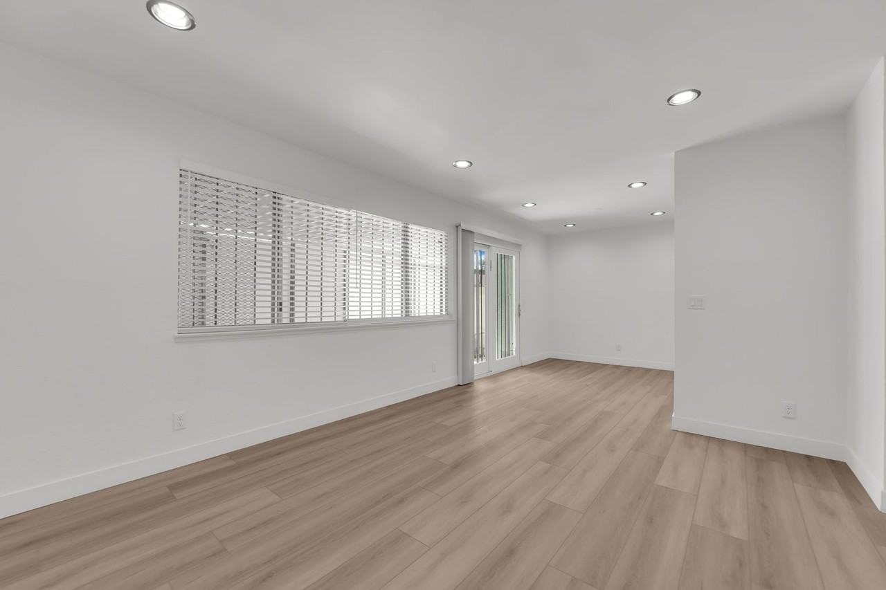 3100 Chadford Pl - Photo 2 of 27