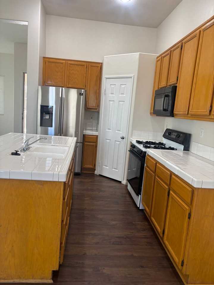 14623 Blue Sage Rd - Photo 3 of 20