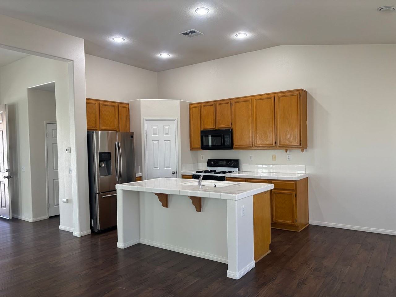 14623 Blue Sage Rd - Photo 4 of 20