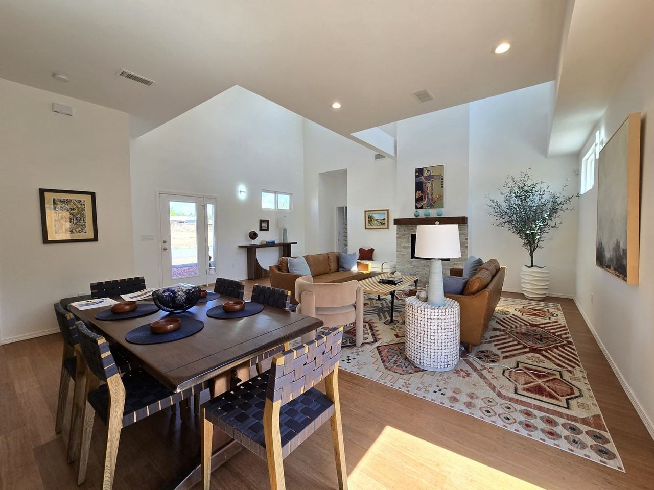2822 Camino Mendoza - Photo 3 of 30