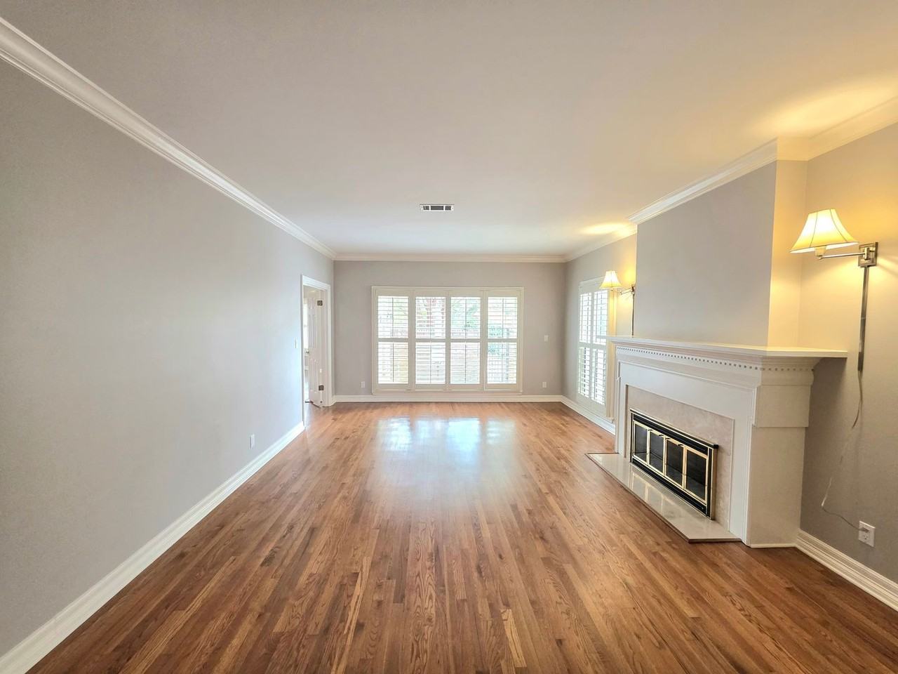 3343 Chantarene Dr - Photo 5 of 17