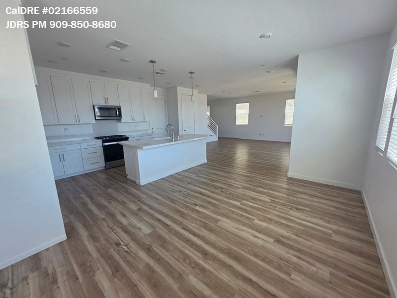 2860 Sapphire Rd - Photo 4 of 18