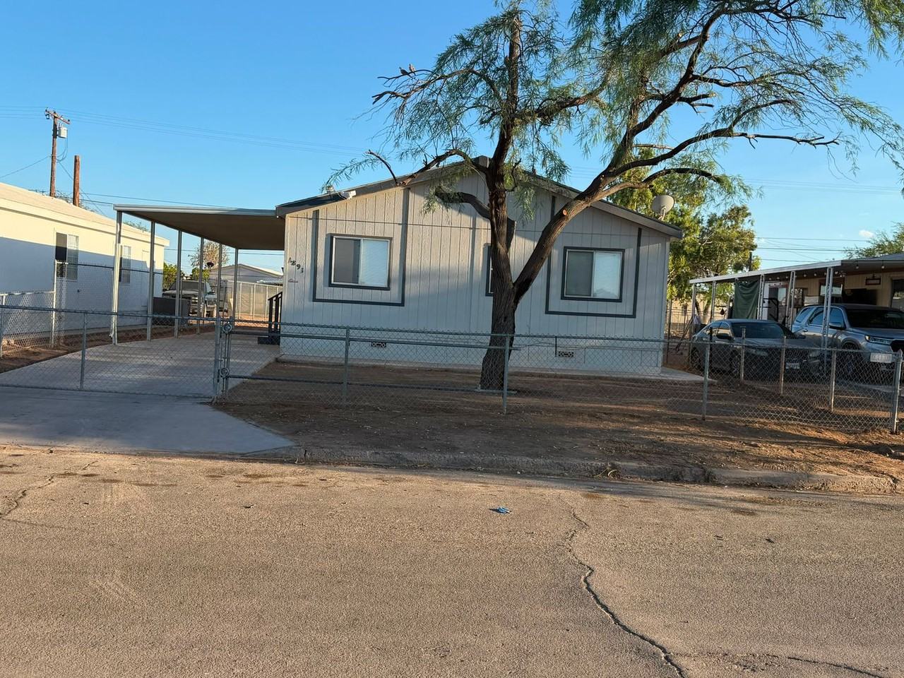 1891 W Rio Vis - Photo 2 of 50