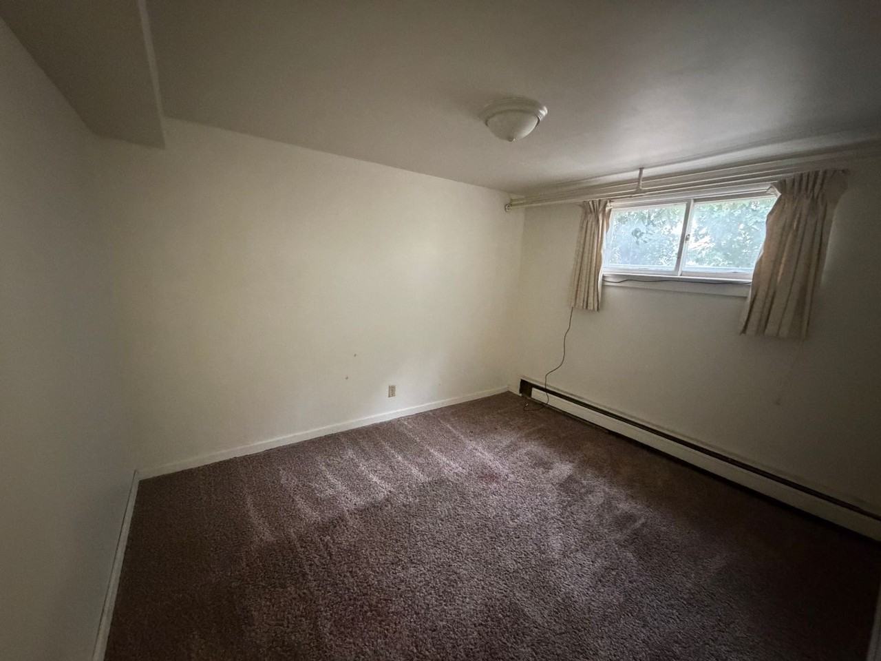 24 Broadwater Ave - Photo 3 of 5