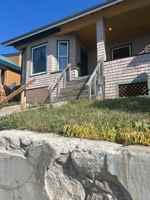 featured image of 1115 W Woolman St