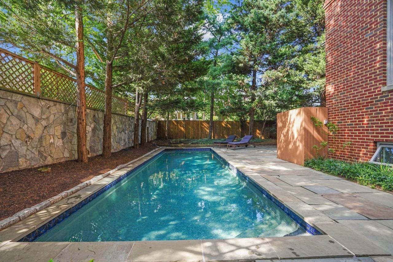 5430 Chevy Chase Pkwy Nw - Photo 2 of 50