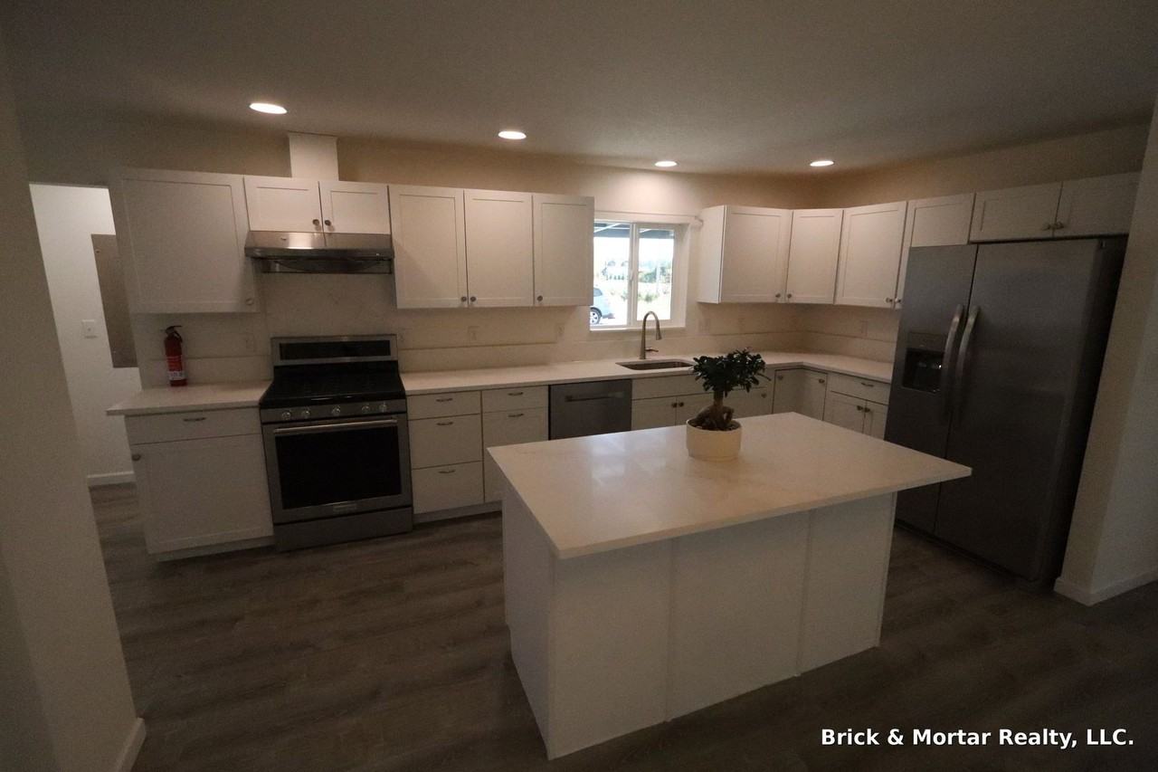 9384 Golf Club Rd Se - Photo 7 of 22