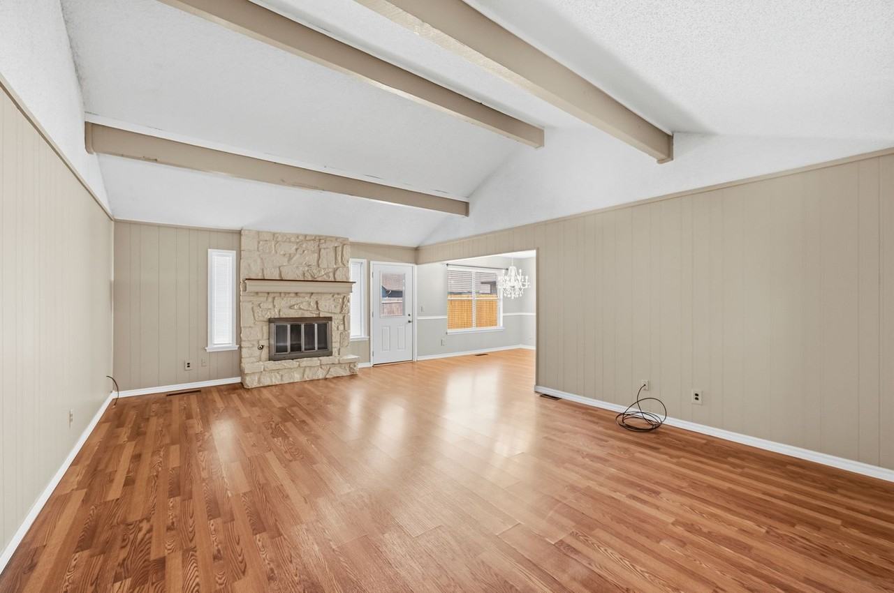 7500 S Fern Ave - Photo 6 of 27
