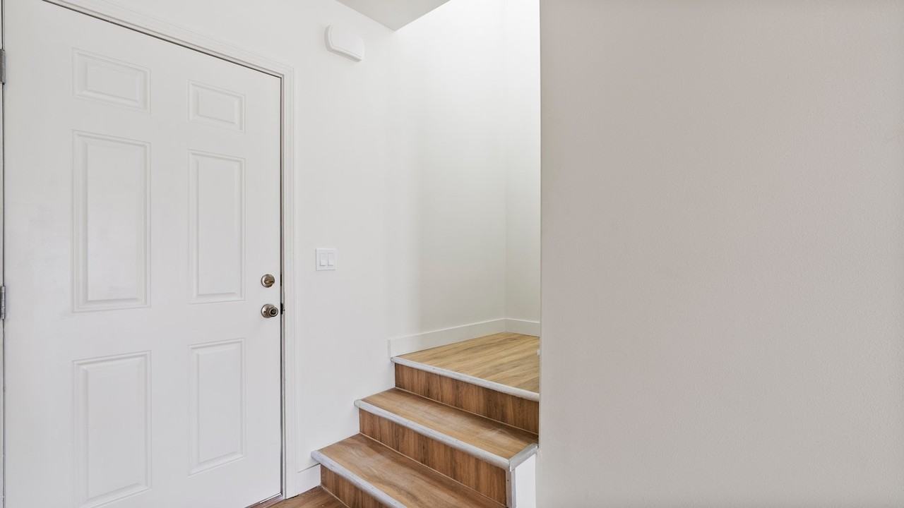 2617 West Marina Drive, Unit 2 - Photo 4 of 13