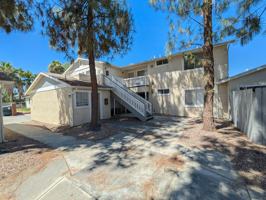 featured image of 955 W Devonshire Ave