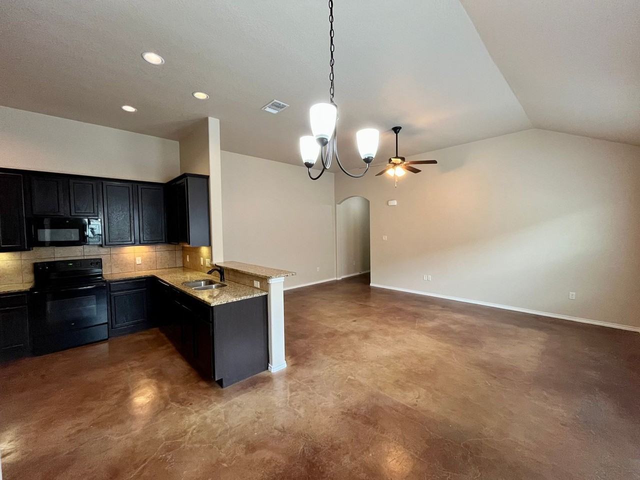 1148 Stanley Way - Photo 3 of 15