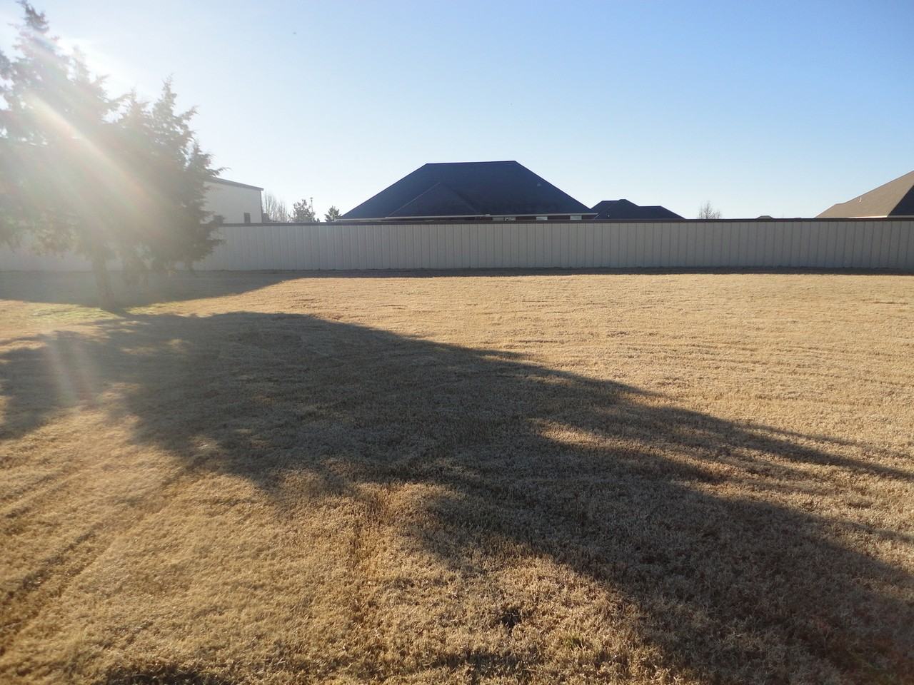 6611 Ne Watts Rd - Photo 3 of 23