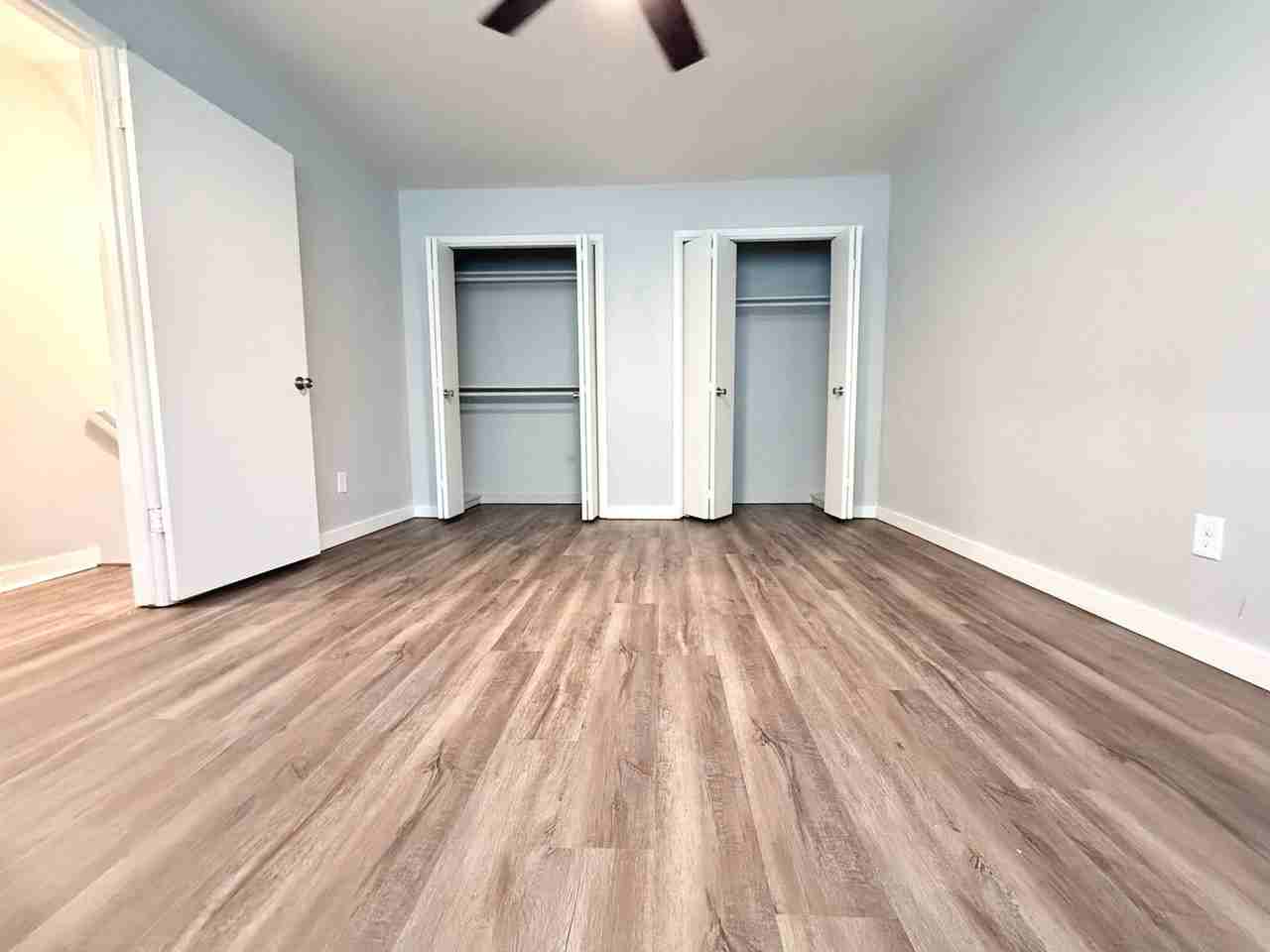 331 W Vandament Ave - Photo 6 of 10