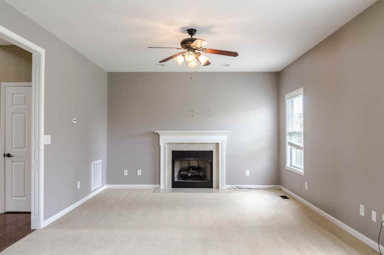 1164 Stillwood Dr - Photo 3 of 17