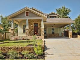 featured image of 609 W 30th St