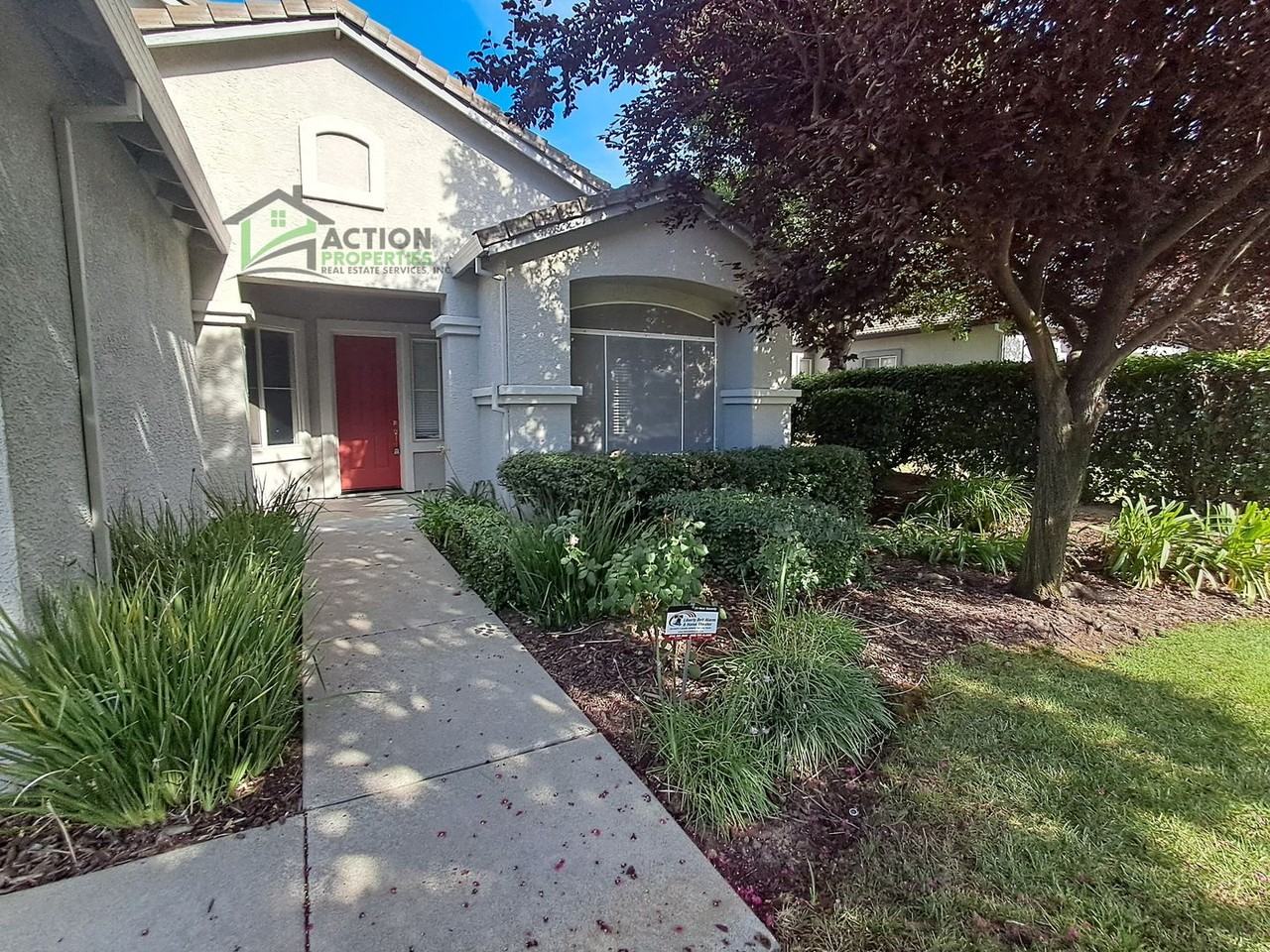 400 Dumas Ct - Photo 4 of 43