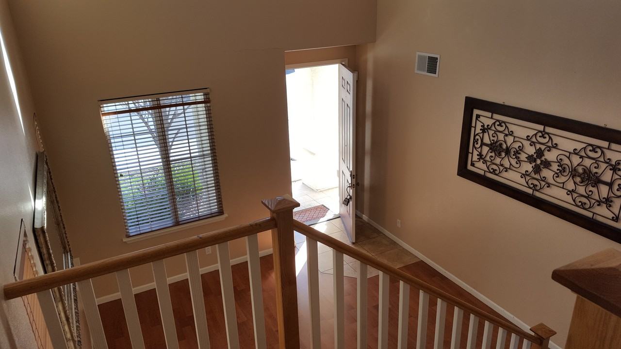2426 Milford Dr - Photo 4 of 11