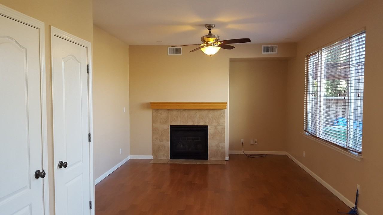 2426 Milford Dr - Photo 6 of 11