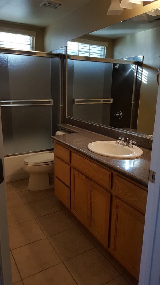 2426 Milford Dr - Photo 7 of 11