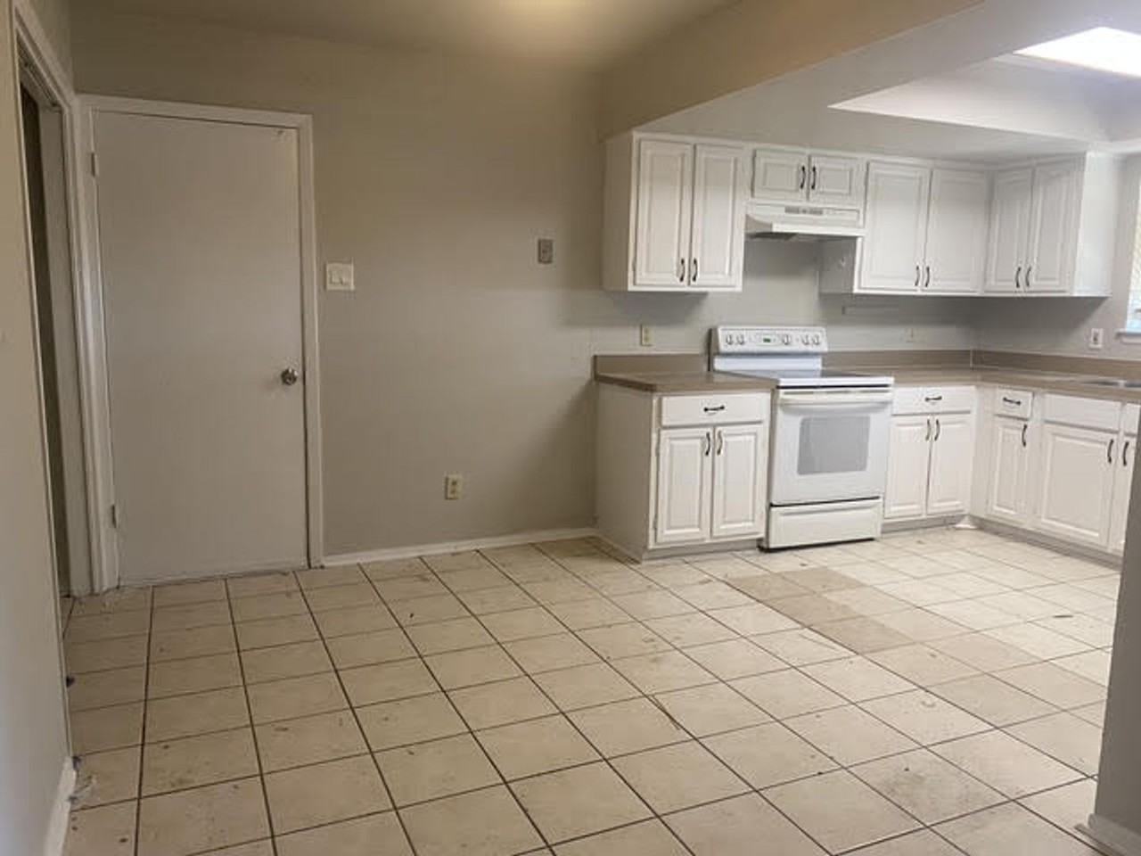 423 Shady Brook Pl - Photo 7 of 21