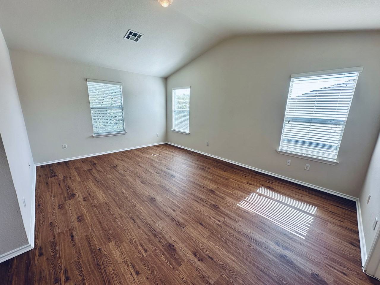 408 Yucca House Dr - Photo 5 of 50