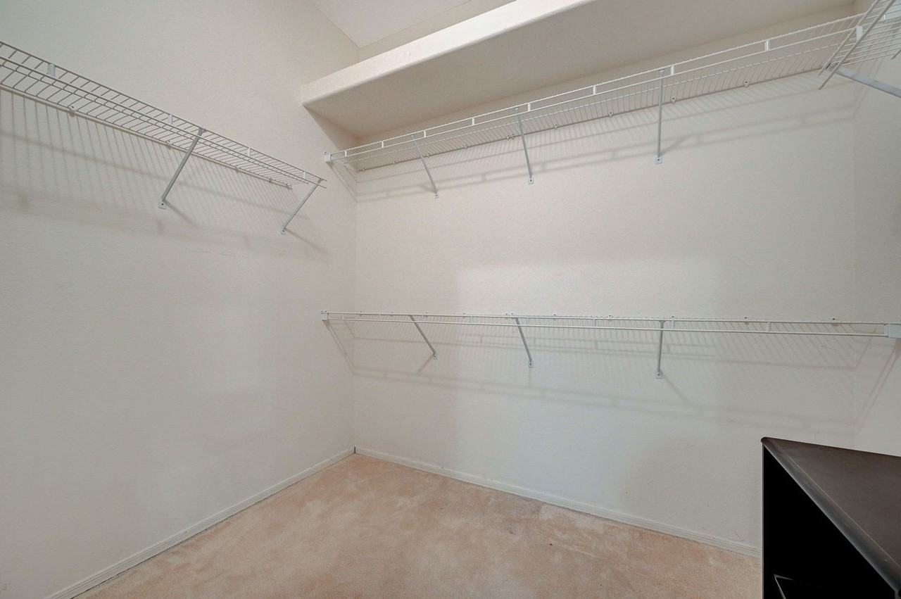 10501 City Clouds Ct - Photo 4 of 29