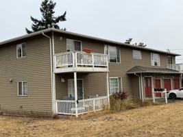 featured image of 705 N 6th St