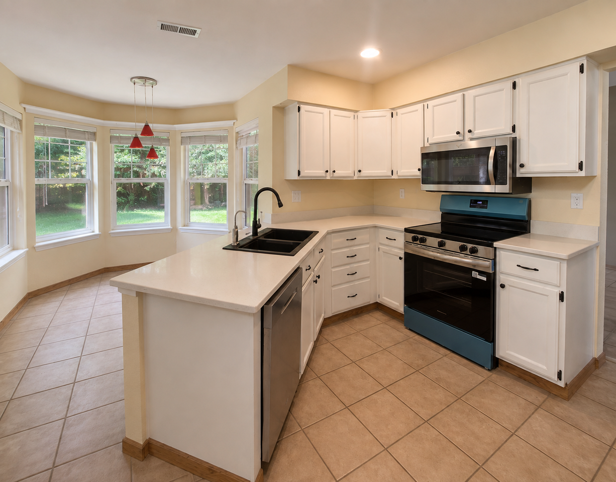 4905 33rd Street Ct Ne #NA - Photo 4 of 18