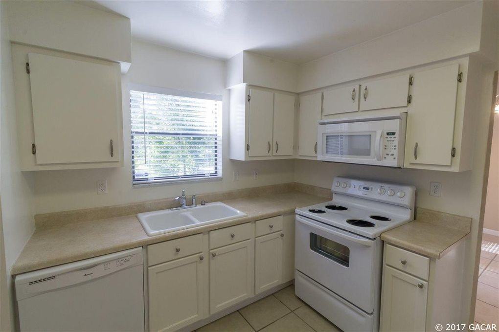 2925 Nw 76th Ter #NA - Photo 5 of 14