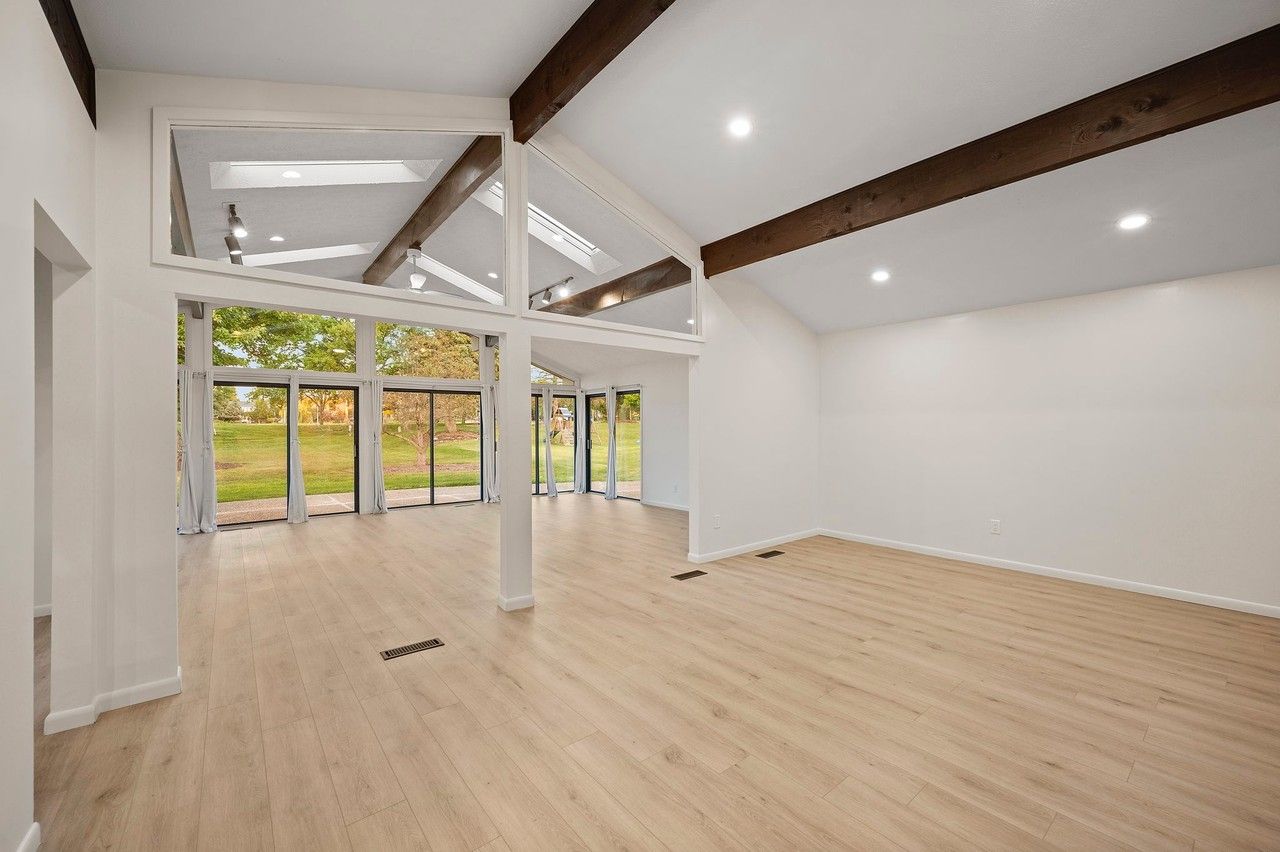 875 Brandon Cir #NA - Photo 6 of 43