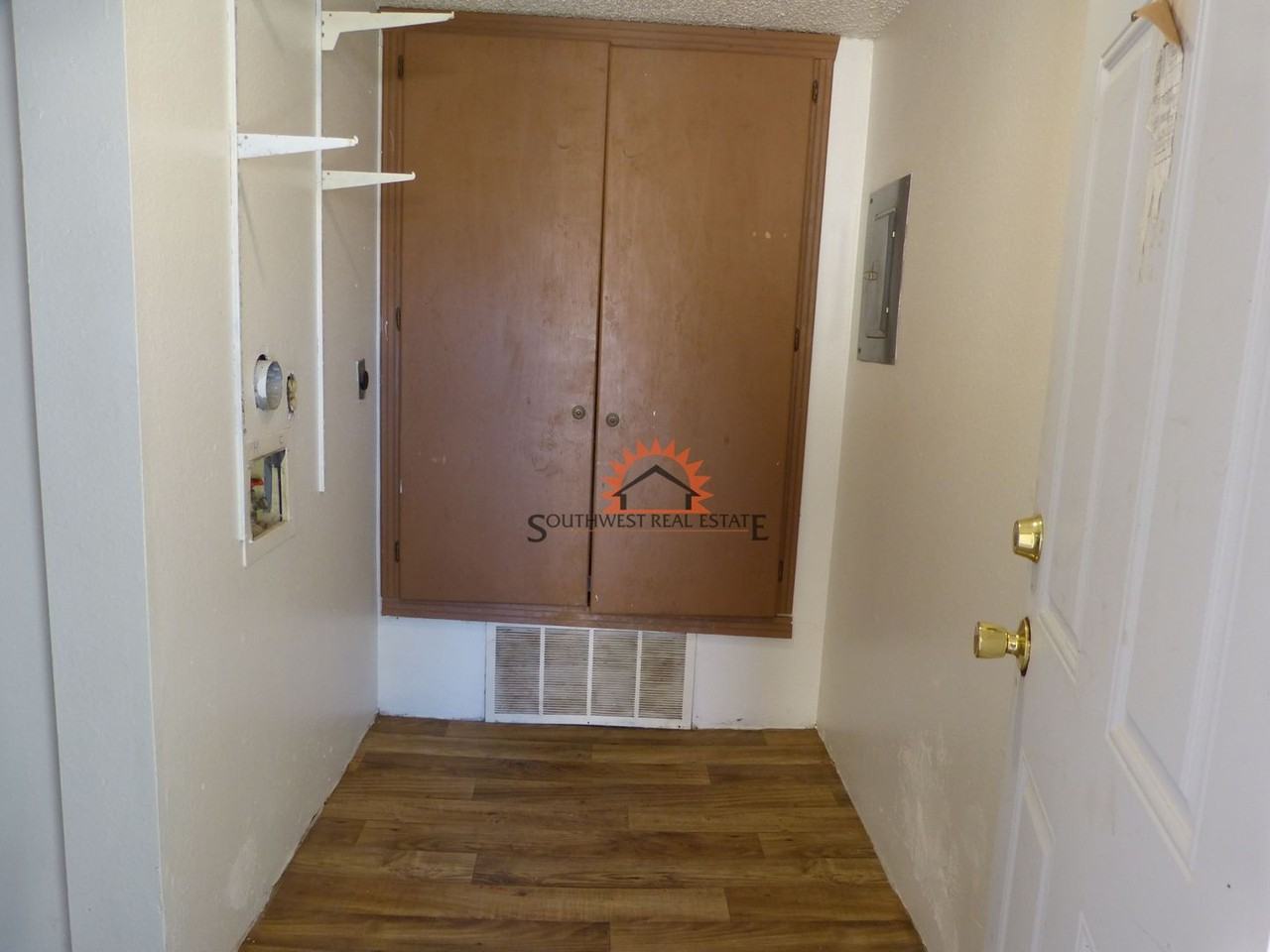 602 Sheldon St - Photo 7 of 15