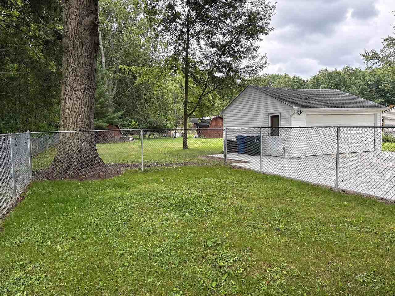 7567 Inland Dr #NA - Photo 5 of 24