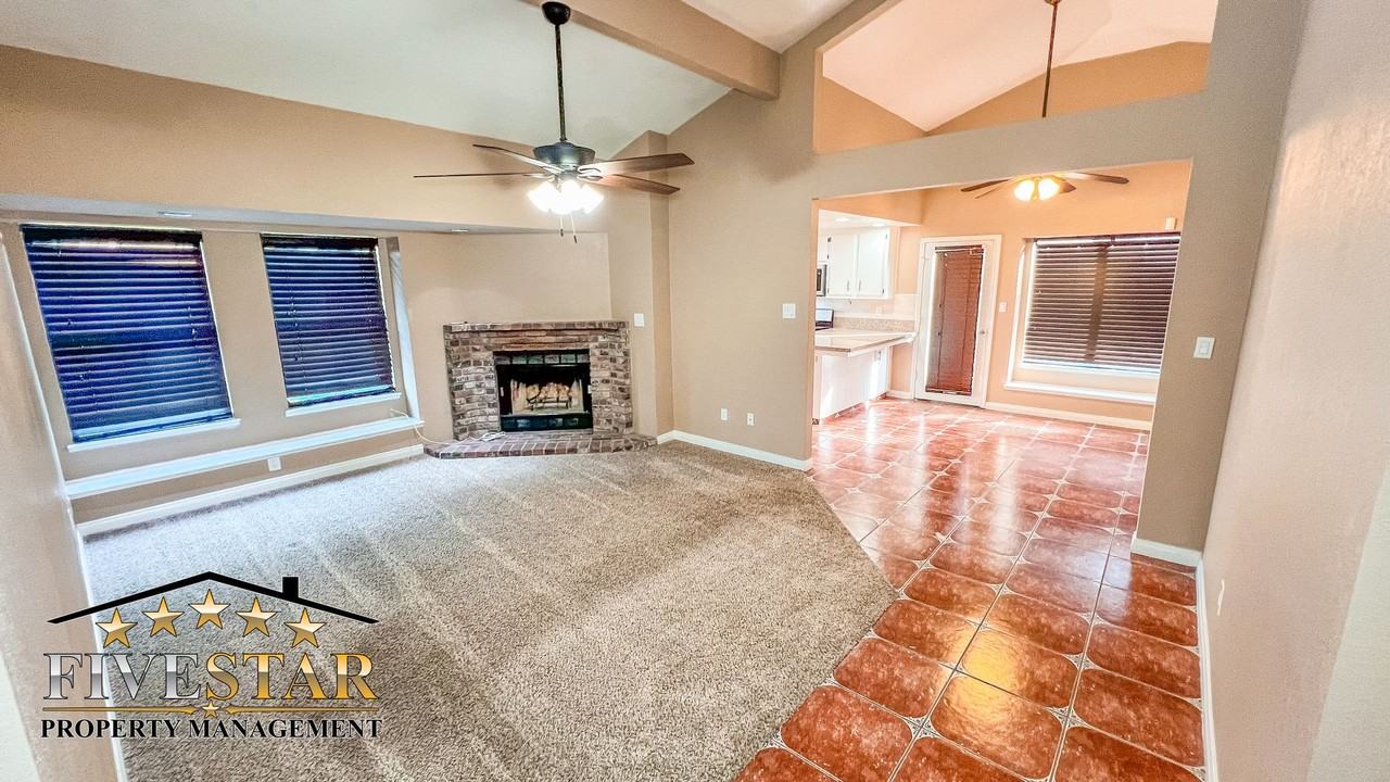 4212 Ryder Ln - Photo 3 of 19