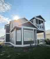 featured image of 4326 Mariposa Ln