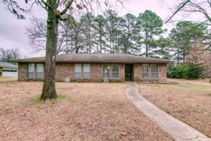 featured image of 10 Clay Ave