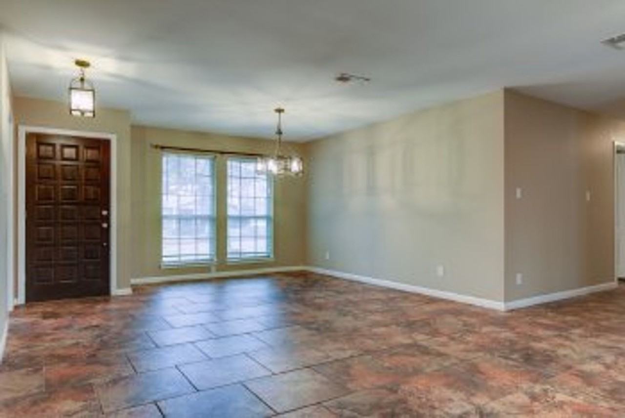 10 Clay Ave - Photo 2 of 20