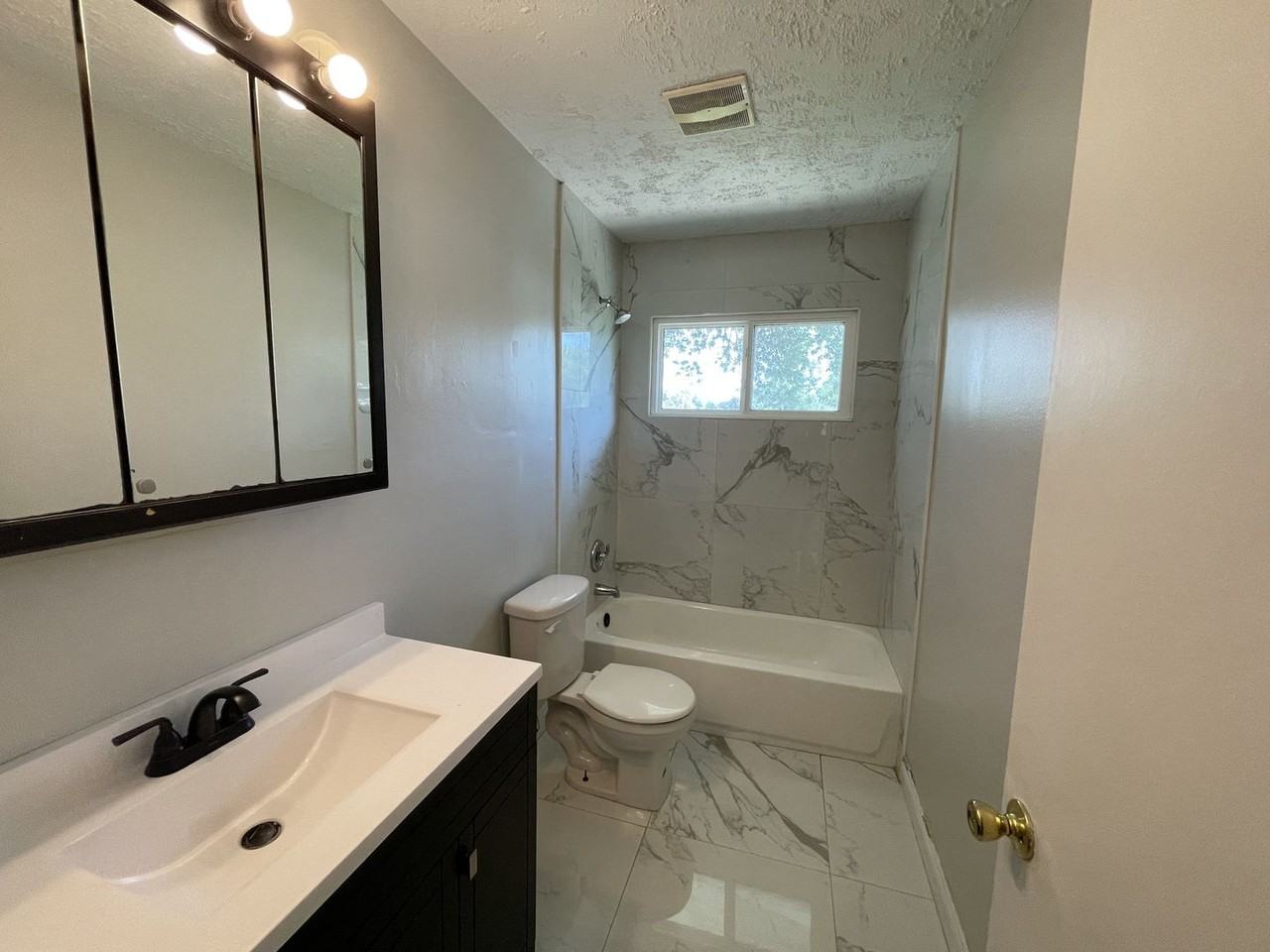7508 Elm Dr - Photo 6 of 8