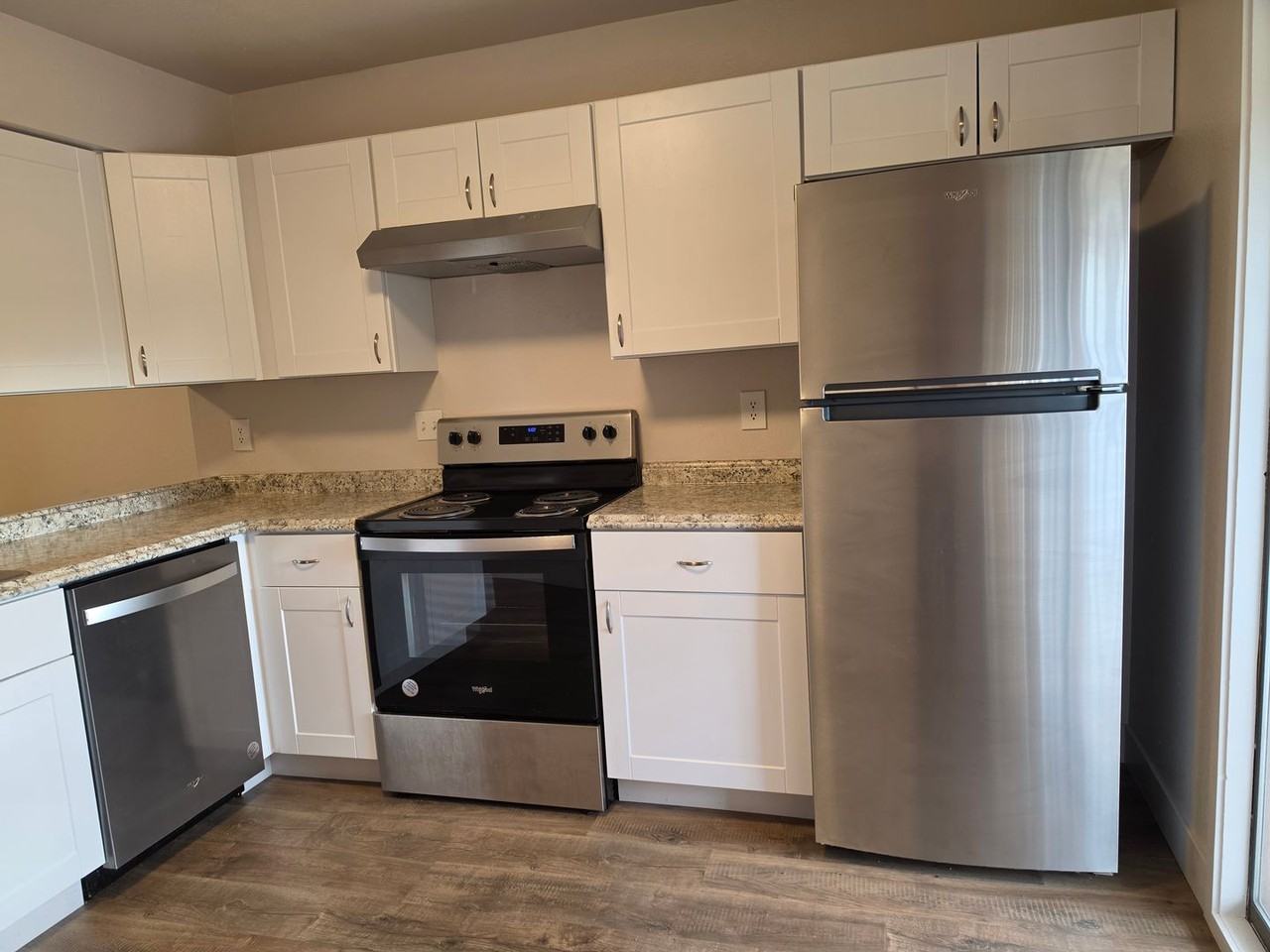 487 Tracy Dr #3 - Photo 2 of 7