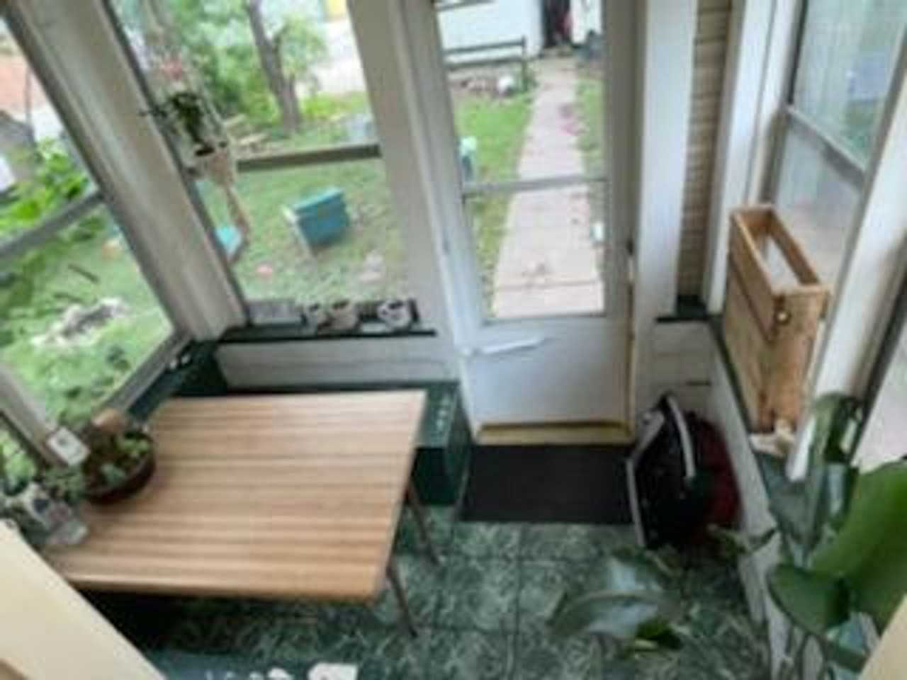 1418 State St - Photo 5 of 20