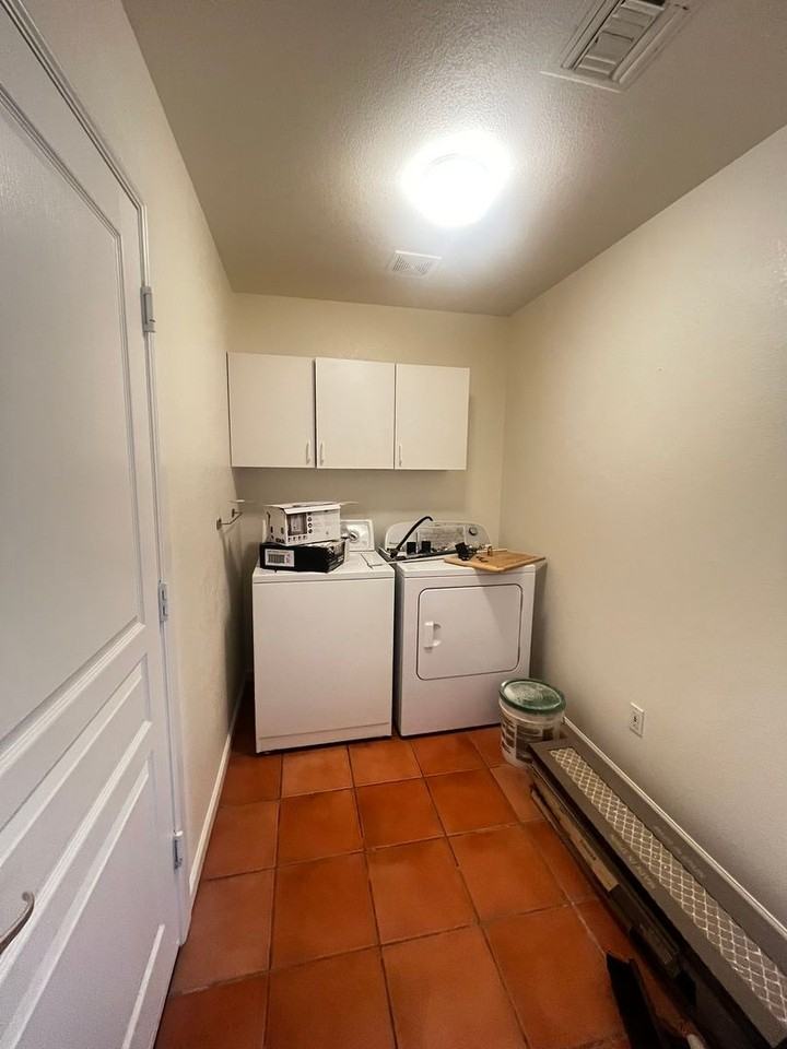 210 White Oak Dr - Photo 6 of 18
