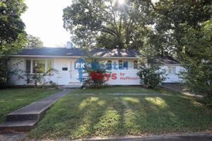 featured image of 2101 Waggoner Ave